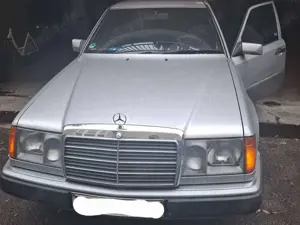 Mercedes-Benz 200