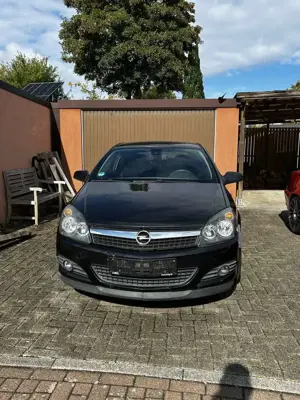 Opel Astra GTC 1.4 Edition