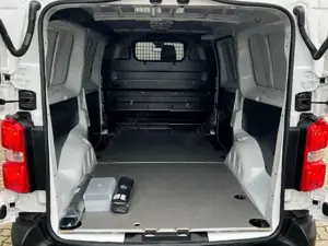 Toyota Proace L2 Kasten Meister 2.0 D-4D  Navi Apple CarPlay And Bild 4