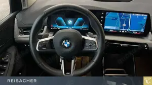 BMW 216 i A Active Tourer Navi,adLED,AHK,RüKa Bild 5