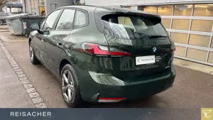 BMW 216 i A Active Tourer Navi,adLED,AHK,RüKa Bild 2