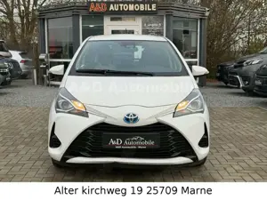 Toyota Yaris Hybrid Energy KAMERA SHZ PDC NAVI BT 1HAND Bild 2