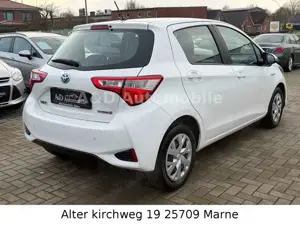 Toyota Yaris Hybrid Energy KAMERA SHZ PDC NAVI BT 1HAND Bild 5