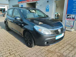 Dacia Sandero Laureate TÜV-AU 11-2027