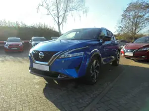 Nissan Qashqai 1.3 DIG-T MHEV XTronic Tekna+ Panorama Bose AHK Bild 2