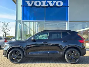 Volvo XC40 B4 Ultra Black Edition Bild 2