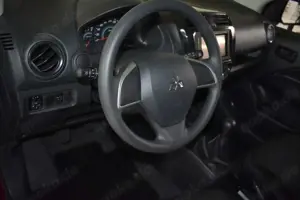 Mitsubishi Space Star Select 1.2 MIVEC 5-Gang Bild 4