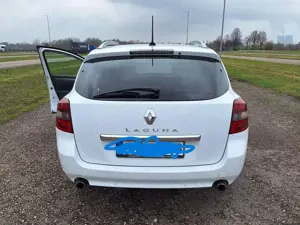 Renault Laguna Laguna Grandtour dCi 150 FAP Dynamique Bild 2