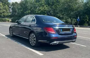 Mercedes-Benz E 350 E 350 d 9G-TRONIC Exclusive Bild 3