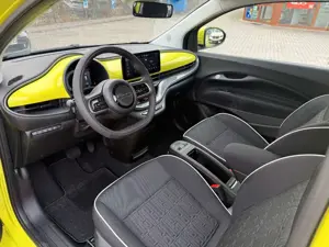 Fiat 500e Komfort-Paket Kamera SHZ PDC Klima Bild 3