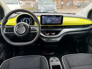Fiat 500e Komfort-Paket Kamera SHZ PDC Klima Bild 4