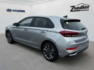 Hyundai i30 1.0 Turbo DCT Advantage Navi Bild 3