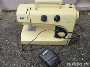 Elektro Nähmaschine mit Zubehör