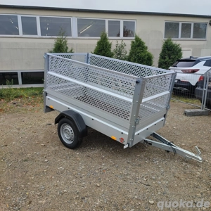 Vermiete: Kastenanhänger mit Gitter - Einzelachse