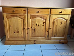 Anrichte in Kiefer lackiert