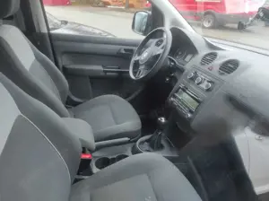 Volkswagen Caddy Trendline Bild 5