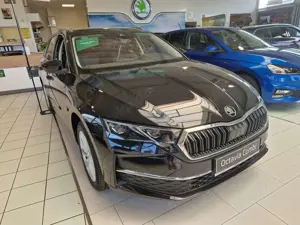 Skoda Octavia Combi Exclusive 1.5 TSI 110 kW mHEV DSG, PDC/Clima Bild 3