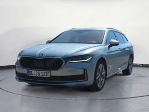 Skoda Superb Selection 1,5 TSI iV 150 kW 6-Gang-DSG *NAVI/HEAD- Bild 1