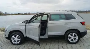 Skoda Karoq 1.5 TSI ACT Style steingrau *AHK*NAVI*CAM*