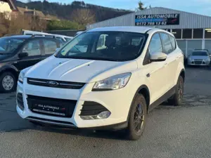Ford Kuga Trend Sync/1.Hand/Klima/Euro5/S.Heft/Aluflg/