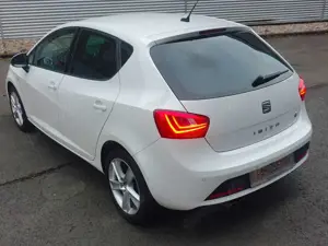 SEAT Ibiza FR*LED*PDC*NAVI*110PS*SPORT*