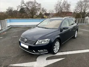 Volkswagen Passat Variant Highline BlueTDI Leder Xenon Pano ACC AHK Voll