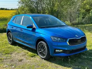 Skoda Fabia 1.0l MPI 59kW Tour LED PDC SHZ Bild 5