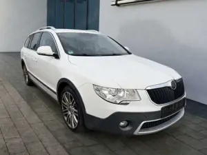 Skoda Superb Combi Elegance 4x4, 2.0 TDI*Lerde*Xenon* Klima
