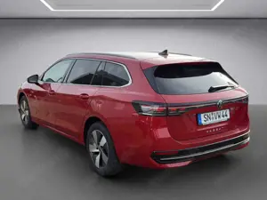 Volkswagen Passat Variant 2.0TDI DSG Elegance AHK Bild 3