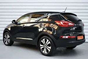 Kia Sportage 2.0 CRDi Spirit Automatik+Navi+Kamera Bild 2