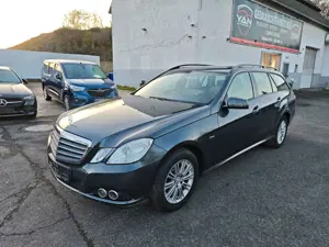 Mercedes-Benz E 200 E T-Modell E 200 CGI BlueEfficiency Bild 1