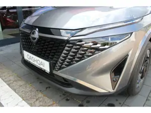 Nissan Qashqai 1.3 DIG-T N-Connecta Winter Komfort Bild 3