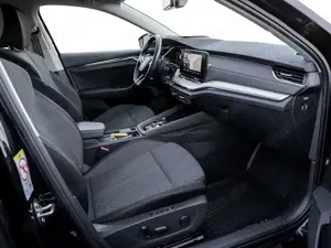 Skoda Octavia Combi 2.0 TDI Style NAVI KAM AHK LED Bild 2