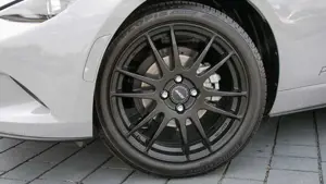 Mazda MX-5 Roadster SKYACTIV-G 132 Exclusive-line +17 LM Bild 5