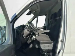 Fiat Ducato 35 L3H2 140 Multijet Klima Einparkhilfe Bild 3