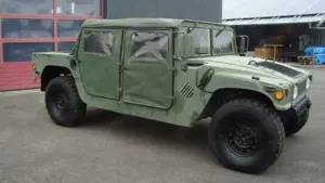 HUMMER H1 M 998  fast neu aufgebaut, viele Neuteile Bild 4
