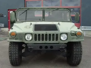 HUMMER H1 M 998  fast neu aufgebaut, viele Neuteile