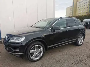 Volkswagen Touareg V6 TDI R-Line Terrain Tech 4Motion