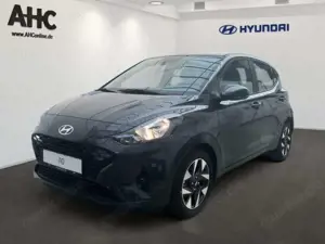 Hyundai i10 1.0 Benzin M/T Trend Navi SHZ KAM PDC SpurH