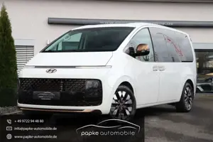 Hyundai STARIA 2.2 CRDi Signature 4WD +7-SITZER+PANO+360°+