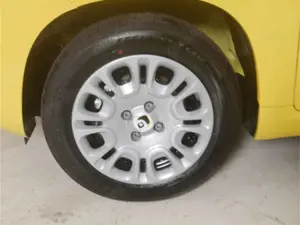 Fiat Panda 1.0 GSE Hybrid Pandina Icon Bild 5