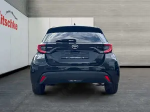 Toyota Yaris 1.5 Hybrid Teamplayer Bild 4