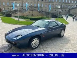 Porsche 928