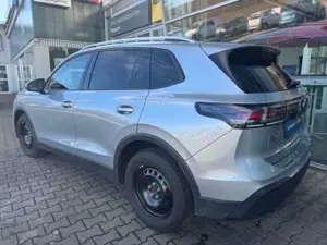 Volkswagen Tiguan 1.5 eTSI 110 kW Life/IQ-Matrix/AHK Bild 2