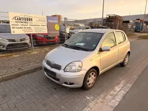 Toyota Yaris 1.3 Edition *1.Hand*Klima*Scheckheft VOLL*