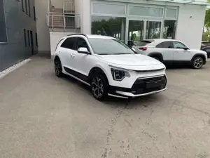 Kia Niro 1.6 HEV DCT SPIRIT 18 ZOLL TECHNO Bild 3