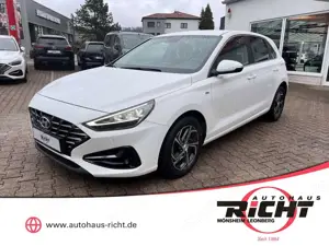 Hyundai i30 1.5 T-GDI Lim Kamera LED SHZ