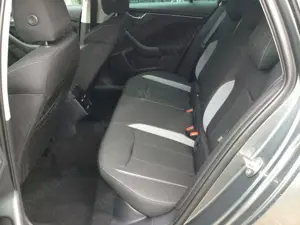 Skoda Kamiq 1.0 TSI DSG Selection LED ACC APP Kamera Bild 5