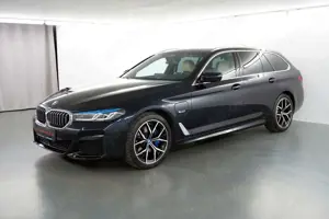 BMW 530 e xDrive M Sport 360° Pano Laserlicht HK