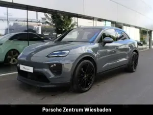 Porsche Macan 4